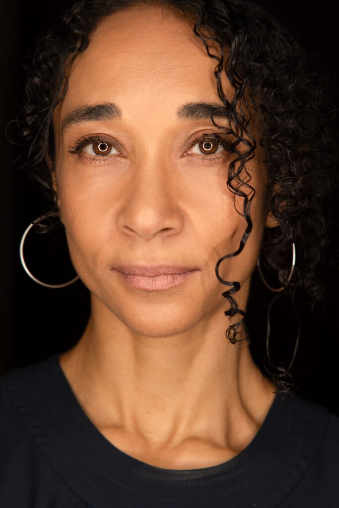 Book a headshot photoshoot